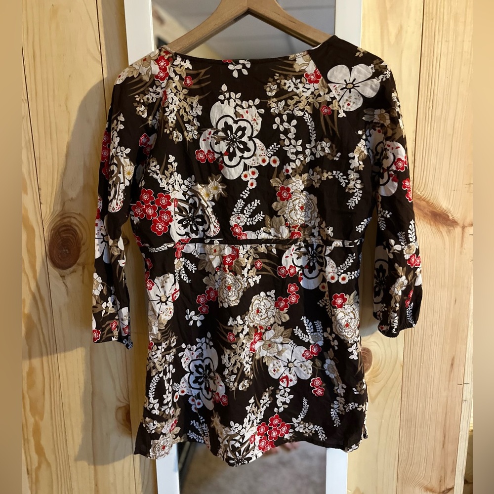 Quizz Again Trends Made In India Brown Floral Blouse - Picture 4 of 7